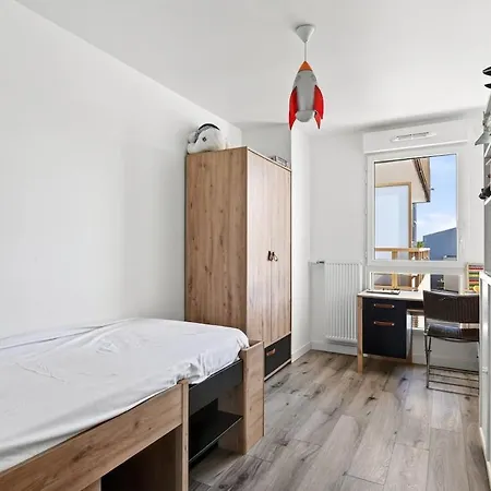 Premium Duplex With Terrace And Parking- Direct Rer A Line To Paris * Rueil-Malmaison